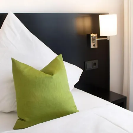 Lgo By Wmm Hotel *